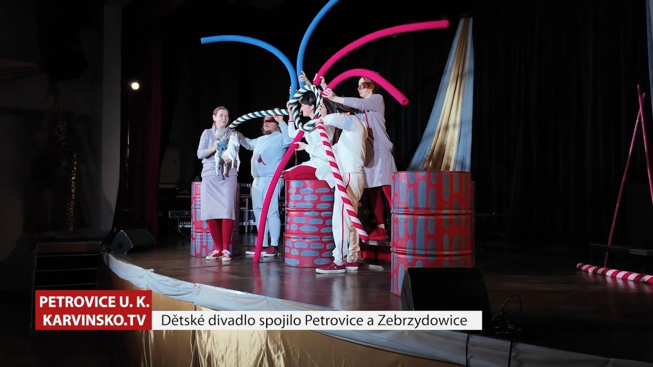 Princ Bajaja v Petrovicích Loutkové divadlo spojilo Petrovice a Zebrzydowice
