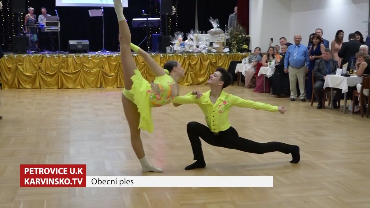 12. Obecní ples