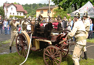 Pohár hasičských veteránů │ závod historických koňských stříkaček